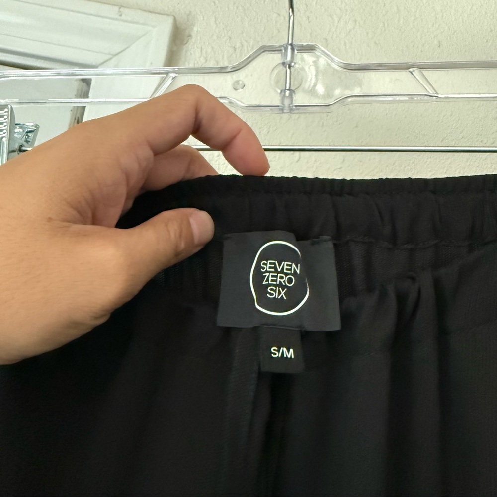 Black Wide Leg Drawstring Pants - Picture 9 of 10